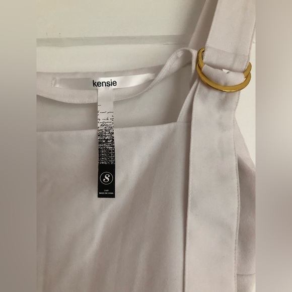 Kenzie top size small - adjustable straps - metallic detail unique, cute, glam - Picture 9 of 11